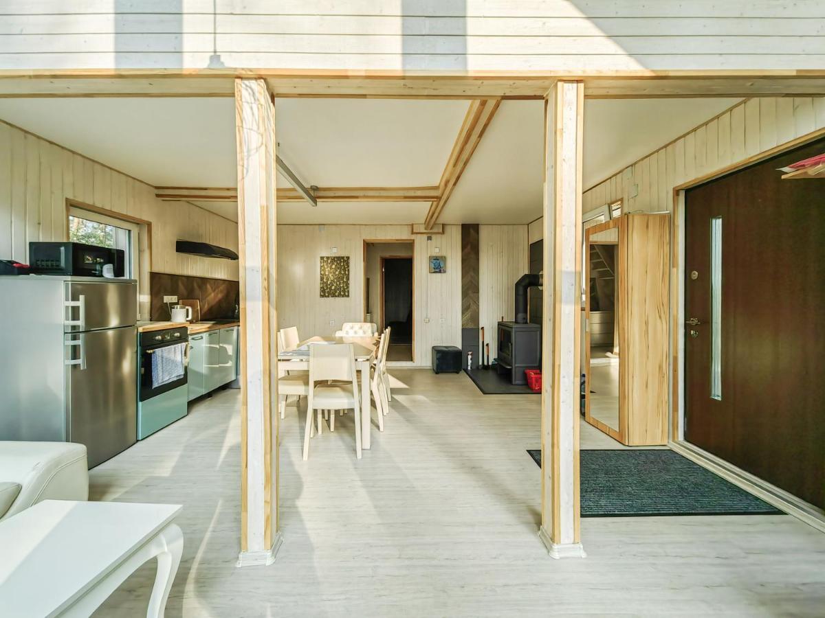 River Bank Vacation Home Jūrkalne 外观 照片