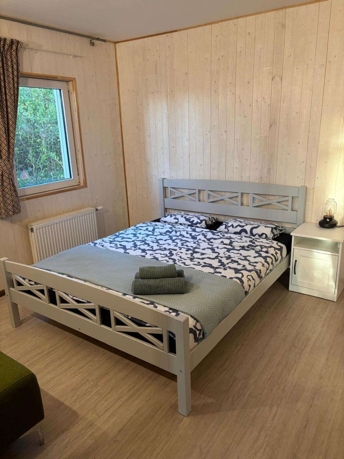 River Bank Vacation Home Jūrkalne 外观 照片